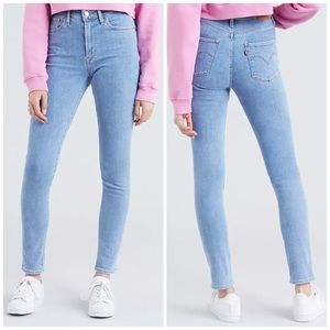 NEW Leviβs 721 High Rise Skinny Light Denim Jeans